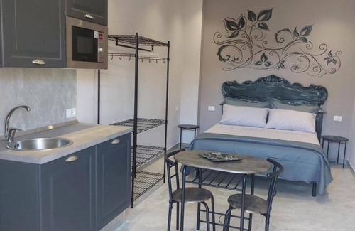 Isola Sacra Apartment | Apartment 'Fede's Home' with Private Terrace, Wi-Fi and Air Conditioning