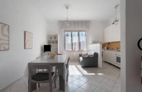 La Spezia Apartment | Apartment 'Felda' with Private Garden, Wi-Fi and Air Conditioning