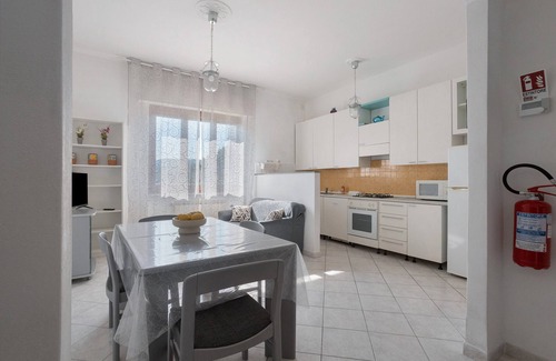 La Spezia Apartment | Apartment 'Felda' with Private Garden, Wi-Fi and Air Conditioning