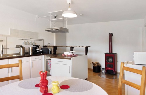 Germete Apartment | Apartment 'Ferienwohnung Am Kurpark' with Private Terrace and Wi-Fi