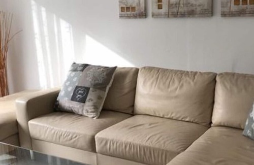 Sand Apartment | Apartment 'Ferienwohnung Frank 80qm' with Private Terrace and Wi-Fi