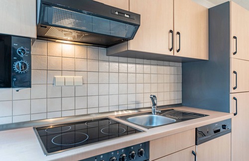 Gengenbach Apartment | Apartment 'Ferienwohnung - Karlheinz' with Mountain View, Balcony and Wi-Fi