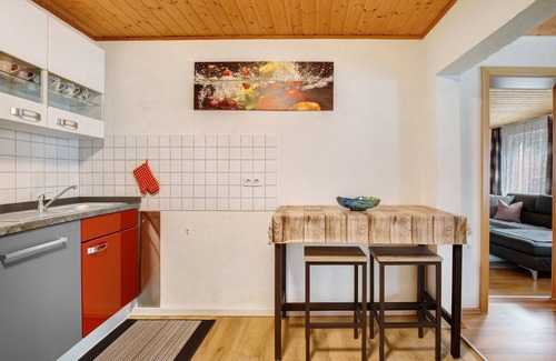 Offenhausen Apartment | Apartment 'Ferienwohnung Annette' with Shared Terrace and Wi-Fi