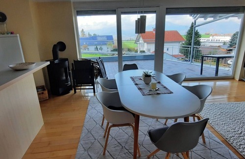 Rettenberg Apartment | Apartment 'Ferienwohnung Panoramablick' with Mountain View, Private Terrace and Wi-Fi