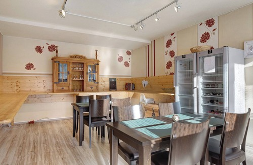 Sankt Georgen im Schwarzwald Apartment | Apartment 'Ferienwohnung 2 Personen' with Shared Garden, Balcony and Wi-Fi