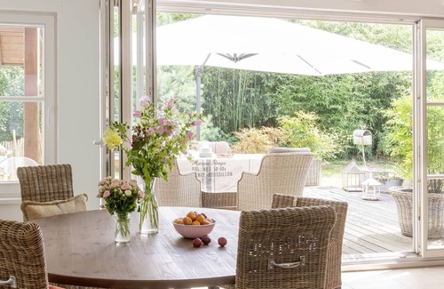 Stadelhofen Apartment | Apartment 'Ferienwohnung Country Side' with Private Terrace, Private Garden and Wi-Fi
