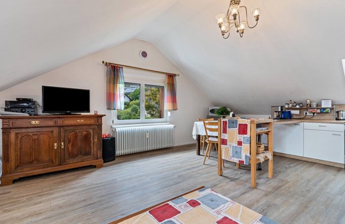 Wolfach Apartment | Apartment 'Ferienwohnung Rebberg 2' with Mountain View, Shared Terrace and Wi-Fi