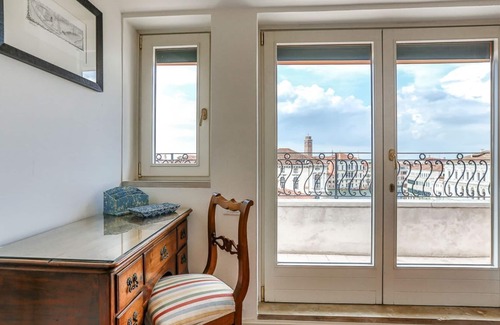 Dorsoduro Villa | Apartment Fernanda - Three Bedroom Villa, Sleeps 6