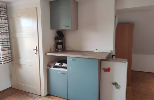 Bad Windsheim Apartment | Apartment 'Fewo Aisch' with Wi-Fi