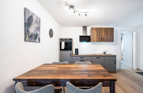 Elzach Apartment | Apartment 'Fewo Blumenweg' with Private Terrace and Wi-Fi