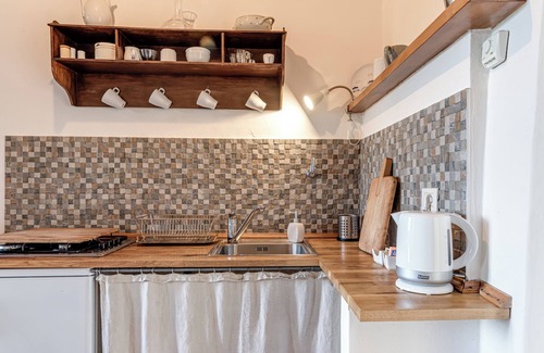 Pelago Apartment | Apartment 'Fienile' with Private Terrace, Wi-Fi and Air Conditioning