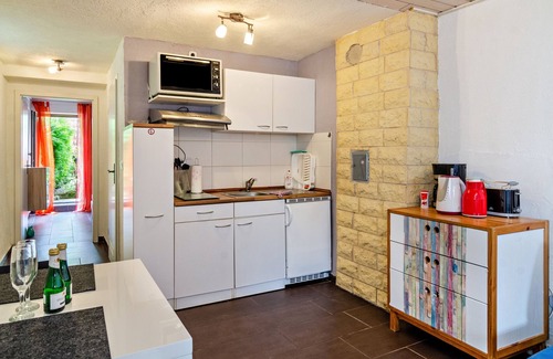 Sipplingen Apartment | Apartment "Fischerstube" with Private Garden & Wi-Fi