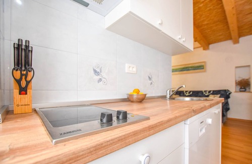 Zman Apartment | Apartment Fjaka (87711-A1) - Žman