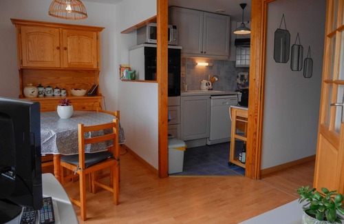 Le Palais Apartment | Apartment for 4, equipped kitchen, port view, near amenities