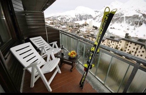 Sestriere Apartment | Apartment for 4 people in a 4* residence with sauna and miniclub