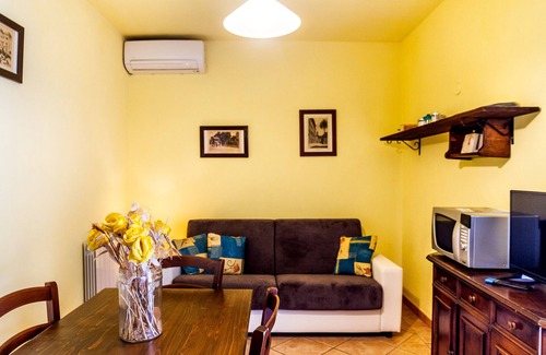 Grosseto Apartment | Apartment 'Forasacco Pendolino' with Private Terrace, Wi-Fi and Air Conditioning