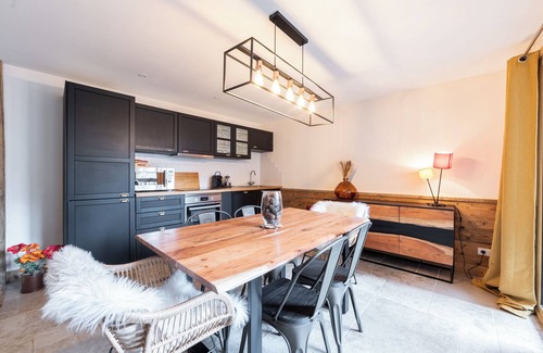 Champagny-en-Vanoise Apartment | Apartment "Lodge Alouette" with Slope Access, Private Balcony & Wi-Fi