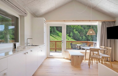Brie Apartment | Apartment 'Franz' with Mountain View, Private Terrace and Wi-Fi