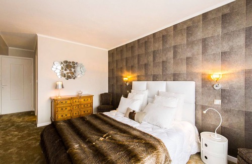 Courchevel Villa | Apartment Lilian - Four Bedroom Villa, Sleeps 8