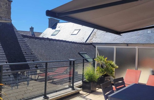 Saint-Vaast-la-Hougue Apartment | Apartment overlooking the port of Saint Vaast la Hougue