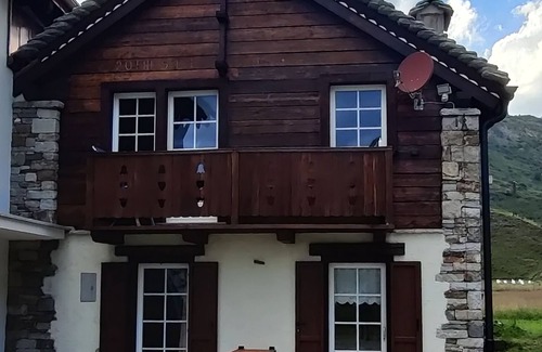 Formazza Apartment | Apartment 'Fuchs Haus' with Mountain View