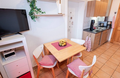 Helden Apartment | Apartment 'Gänseblümchen' with Mountain View, Shared Terrace and Wi-Fi