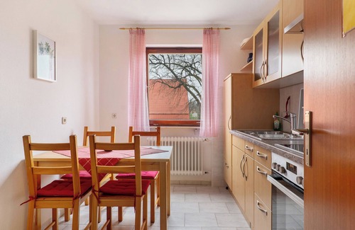 Taferrot Apartment | Apartment 'Grözinger' with Shared Terrace and Wi-Fi