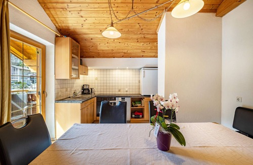 Brennero Apartment | Apartment 'Gartnerhof Sonnenblume' with Mountain View, Shared Garden and Wi-Fi