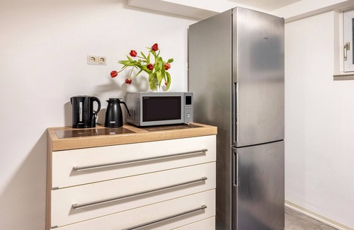 Quickborn Apartment | Apartment 'Gemütliche Unterkunft' with Private Terrace, Private Garden and Wi-Fi
