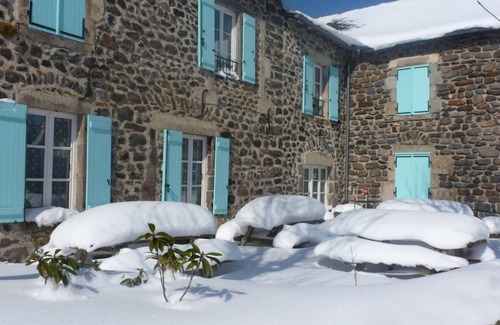 Moudeyres Apartment | Apartment 'Gite La Randonnée' with Private Pool, Private Terrace and Wi-Fi