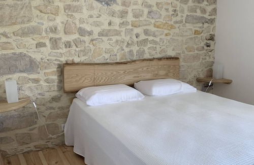 Domessargues Bed & Breakfast | Apartment/GITE sleeps 4 with SPA (Massages on reservation)