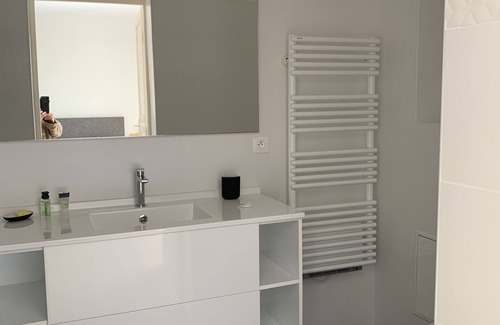Domessargues Bed & Breakfast | Apartment/GITE sleeps 4 with SPA (Massages on reservation)
