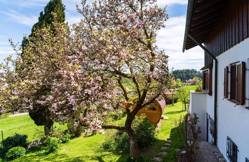 Ebersberg District Apartment | Apartment "Glonntal" between city, lakes & mountains