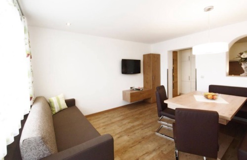 Abtenau Other | Apartment Gosaukamm/Fewo, 2 bedrooms - basement, alpine pension
