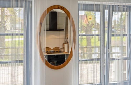 Gneventhin Apartment | Apartment 'Gute Stube' with Lake View, Shared Garden and Wi-Fi