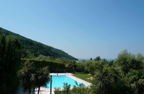 Torri del Benaco Apartment | Apartment has all the comforts of Lake Garda