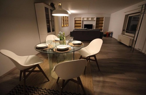 Heddesheim Apartment | Apartment Heddesheim with garden area