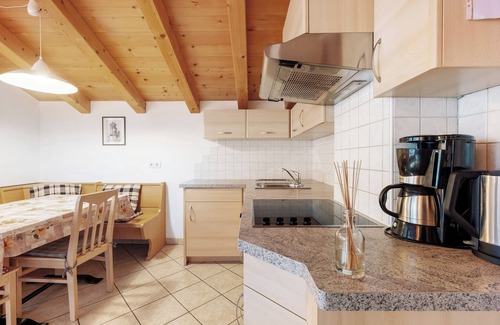 Nova Levante Apartment | Apartment 'Heinzenhof 4' with Mountain View, Shared Garden and Wi-Fi