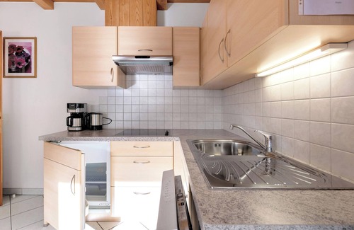 Nova Levante Apartment | Apartment 'Heinzenhof 2' with Mountain View, Shared Garden and Wi-Fi