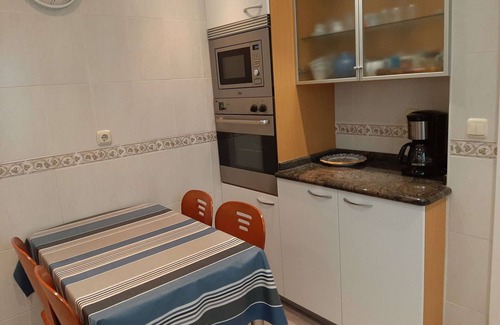 Zarautz Apartment | Apartment Herrikobarra 2 - in the center 500m from the beach by Egona