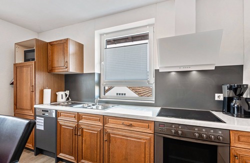 Engen Apartment | Apartment 'Hewenpanorama 2' with Mountain View, Shared Terrace and Wi-Fi