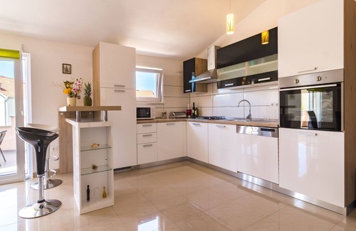 Solin Apartment | Apartment Hilda (95941-A1) - Solin