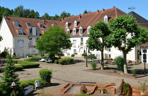 Saarlouis Apartment | Apartment historic Soutyhof 16 * Saarlouis - arrive and feel good