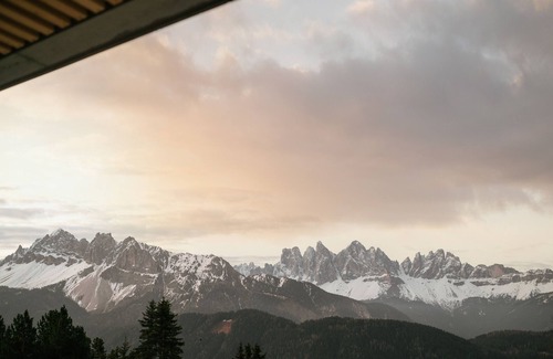 Bressanone Apartment | Apartment Hotel "Anders Mountain Suites 4" with Private Sauna, Slope Access & Wi-Fi