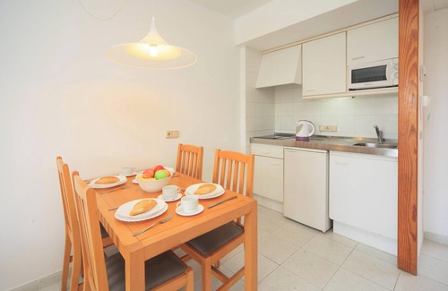 Can Picafort Apartment | Apartment Hotel Maracaibo Standard with Pool, Wi-Fi & Terrace