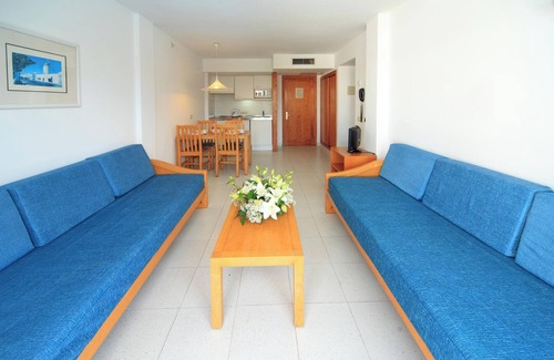 Can Picafort Apartment | Apartment Hotel Maracaibo Standard with Pool, Wi-Fi & Terrace