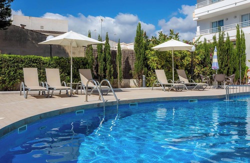Can Picafort Apartment | Apartment Hotel Maracaibo Standard with Pool, Wi-Fi & Terrace