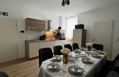 Altendorf Apartment | Apartment house in Essen over 2 levels & garden