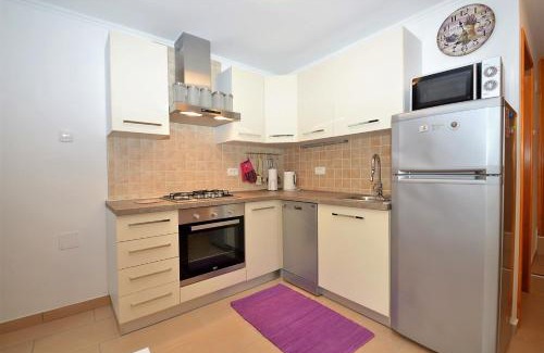 Sveti Jakov Apartment | Apartment Hrasta
