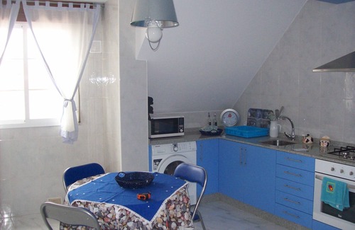Vilanova Condo | Apartment in Vilanova de Arousa at 100 meters beach, bright and fully equipped